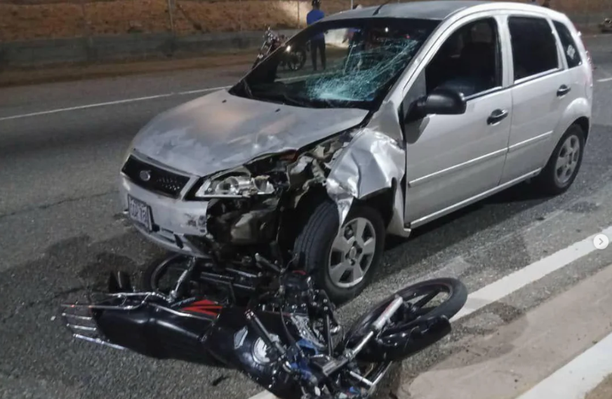 Motorizado de la PNB herido en un accidente vial en Punto Fijo