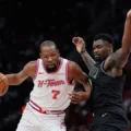 Kevin Durant escala entre los máximos anotadores de la NBA en triunfo de Rockets ante Pelicans
