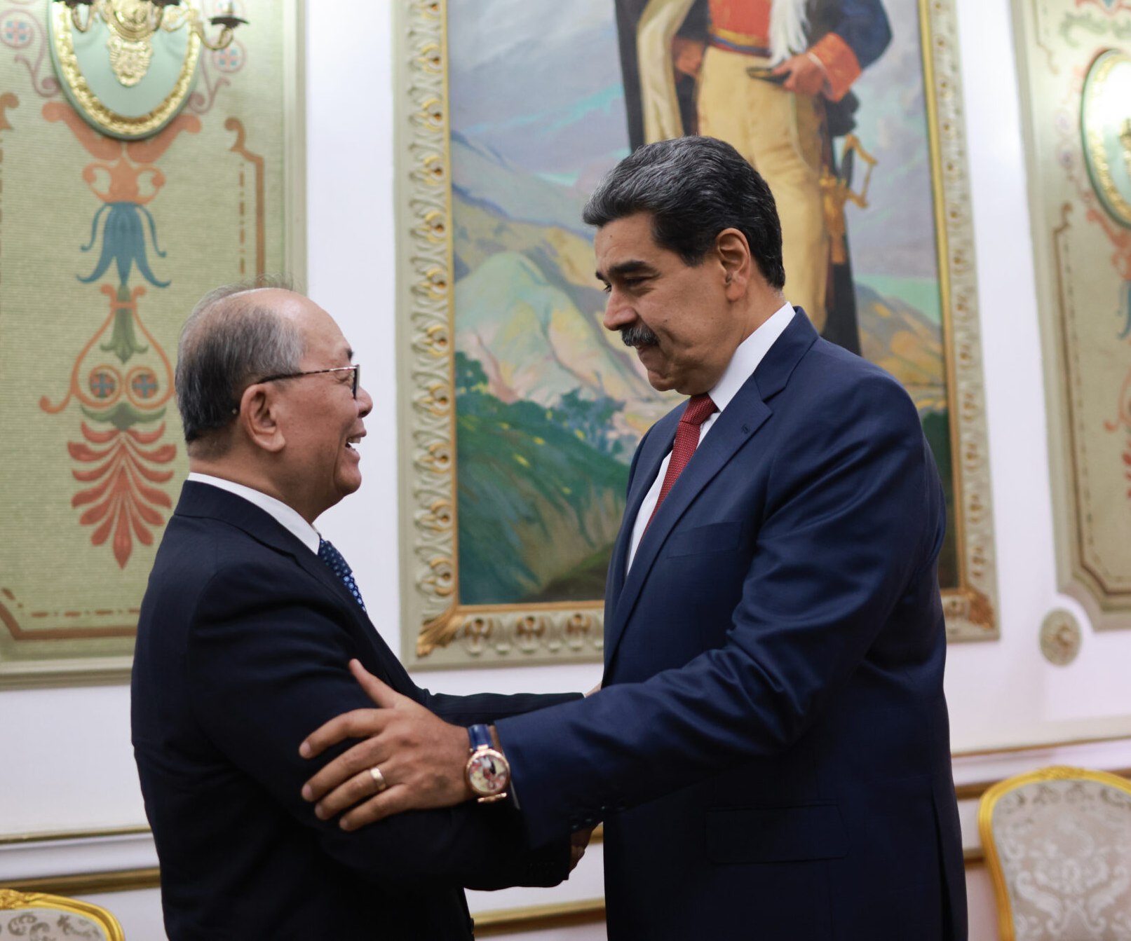 Presidente Maduro se reúne con enviado especial del presidente chino