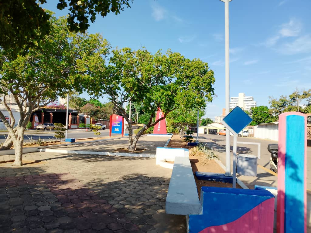 Plazas sin bustos, ni estatuas en Maracaibo: De La República y el Ingeniero