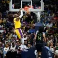 LeBron y Doncic lideran triunfo de Lakers sobre Pelicans