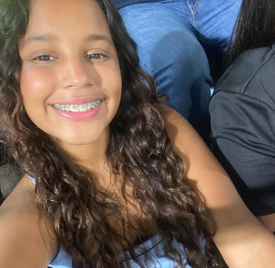 Sigue viral: Lili, la chama que quiere ser periodista pasó el reto de los 
