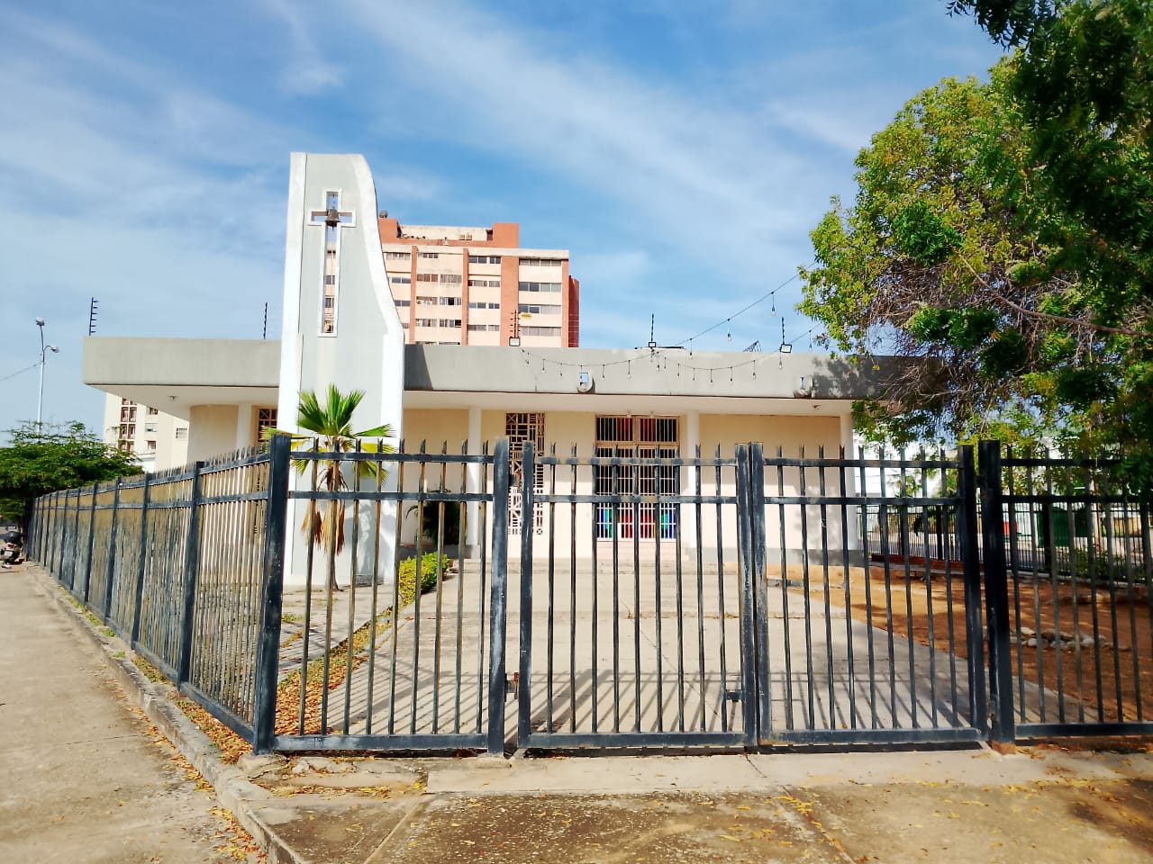 Nuestra Señora del Rosario: Luz para los de la calle y para los de la casa