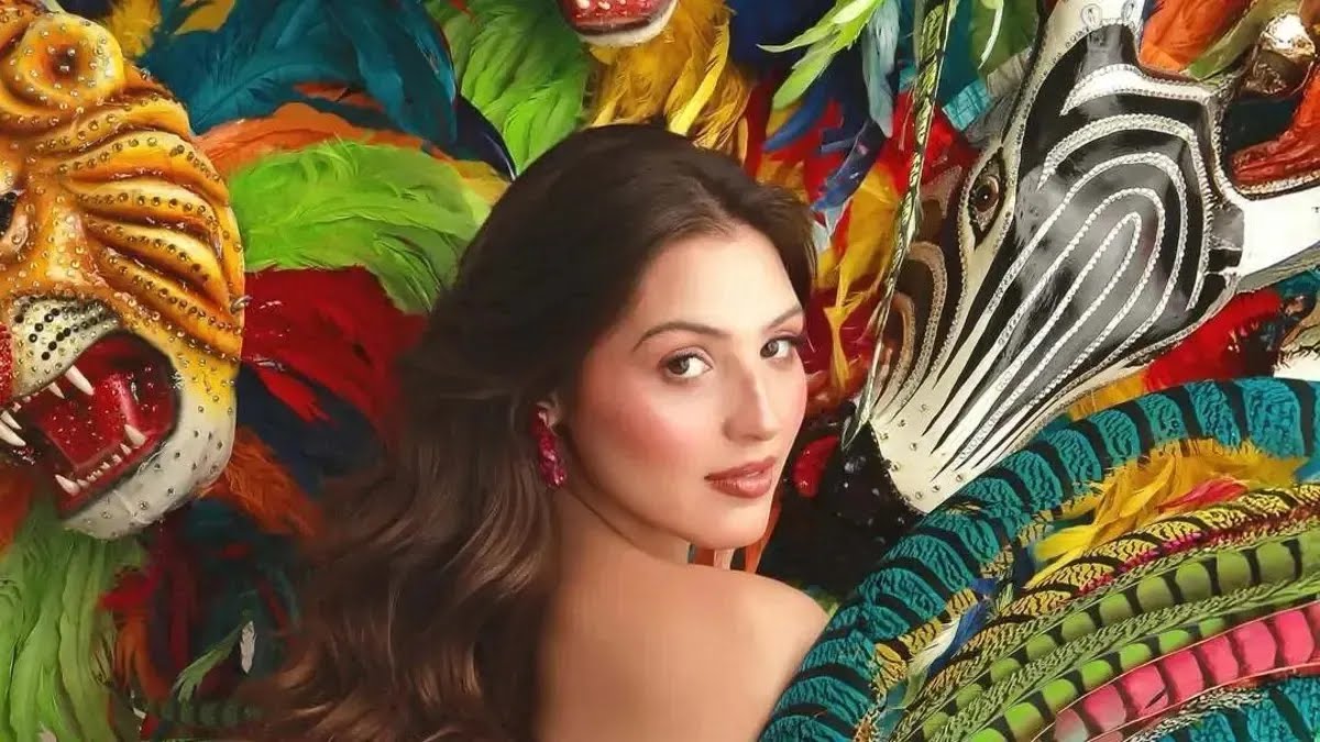 ¡Indignante! Hombre intentó besar a la fuerza a Reina del Carnaval en La Guacherna