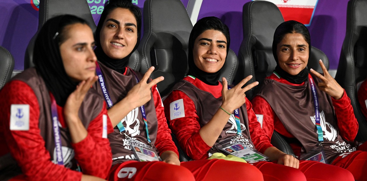 Trump pide a Australia conceder asilo a la selección femenina de Irán ante riesgo de ejecución