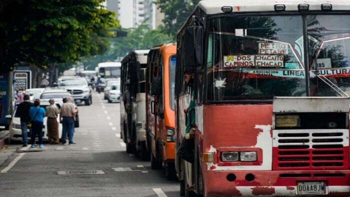 Protestas del transporte público sacude a Caracas y Mérida: Aumentaron los pasajes