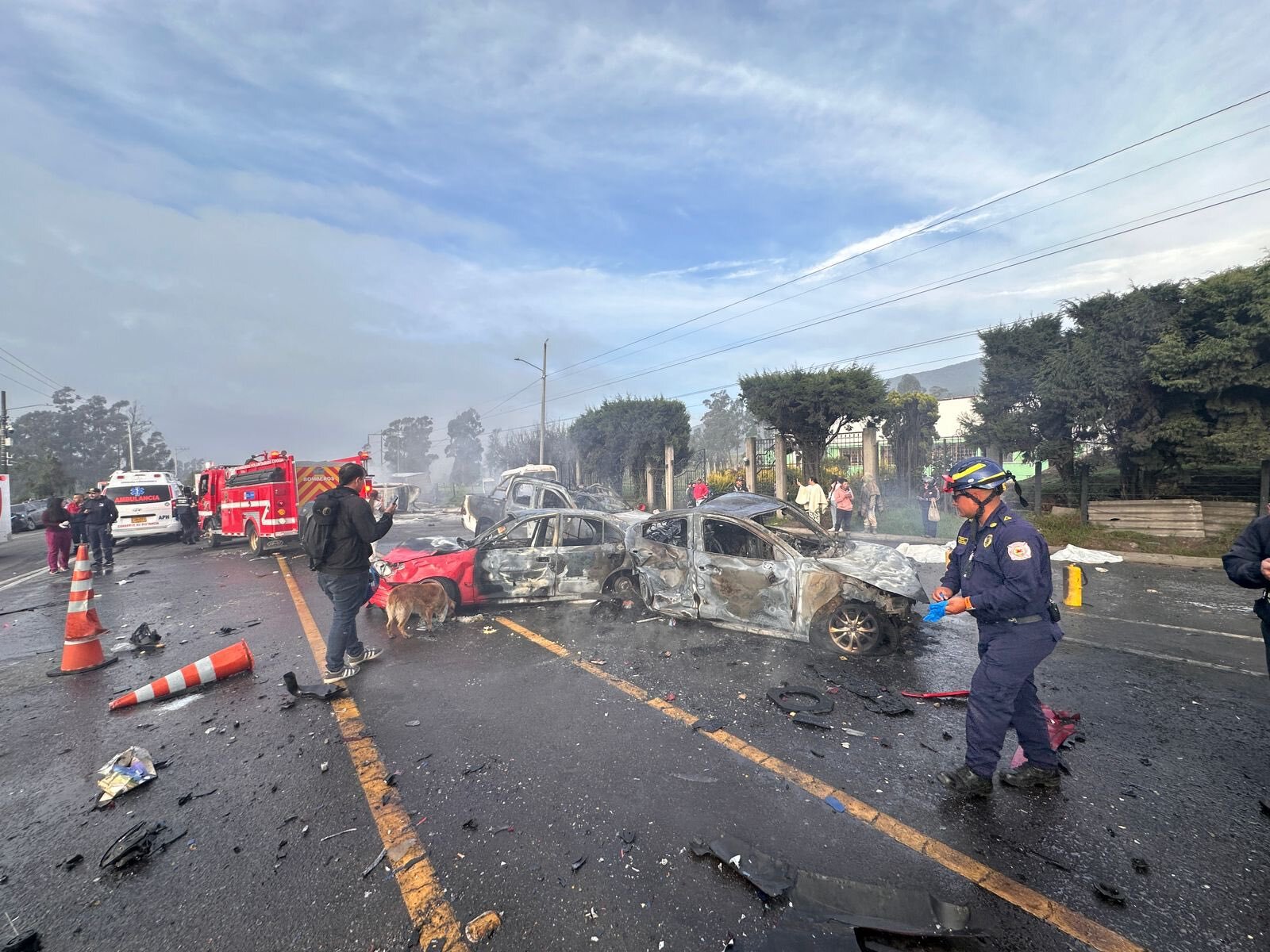 Asciende a cinco la cifra de fallecidos por tragedia en el peaje Casablanca: una familia entera entre las víctimas