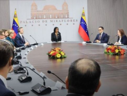 Delegación del Departamento de Energía de EEUU está en Caracas