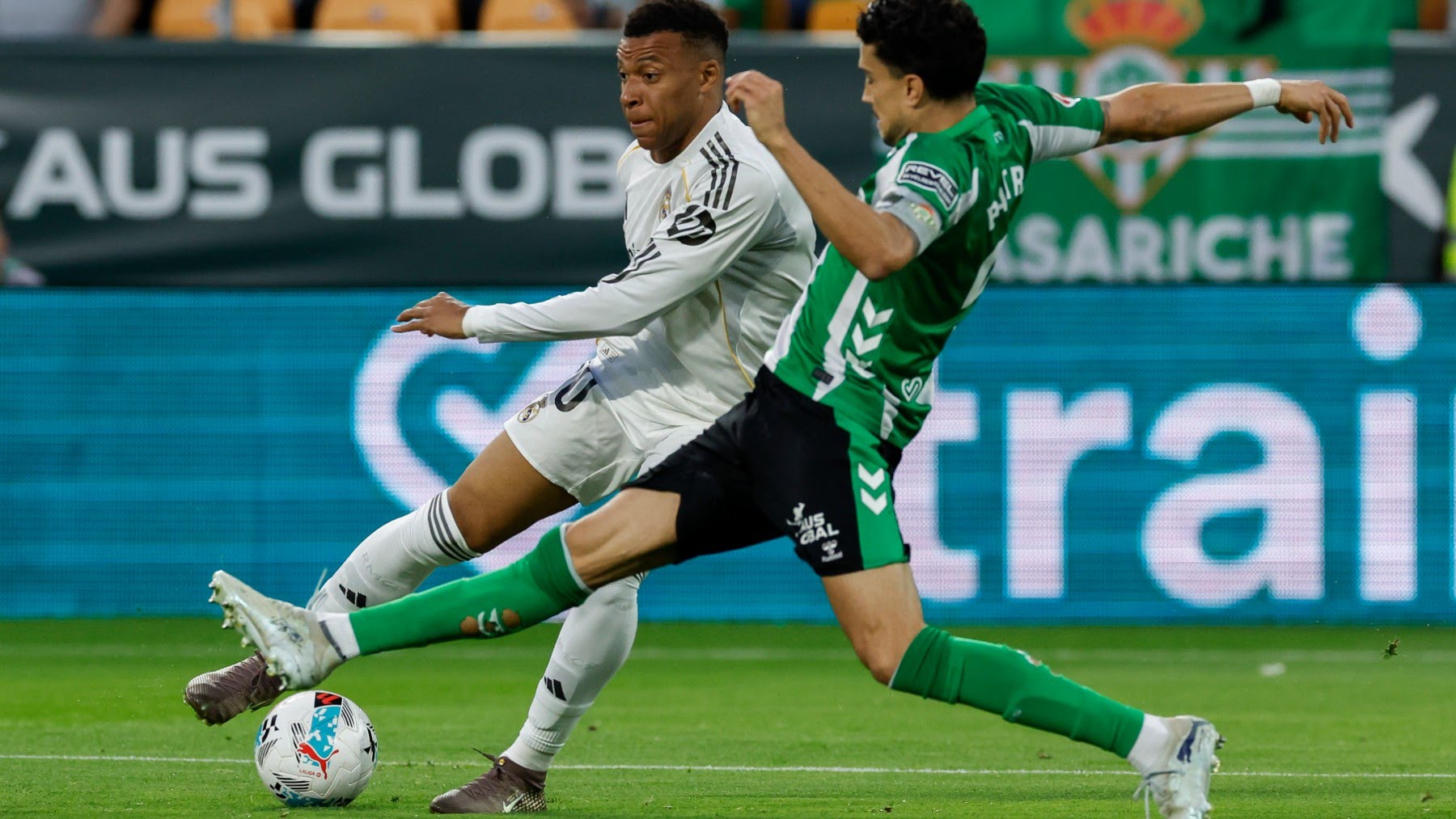 LaLiga: Betis rescata un punto sobre el final y condena al Real Madrid