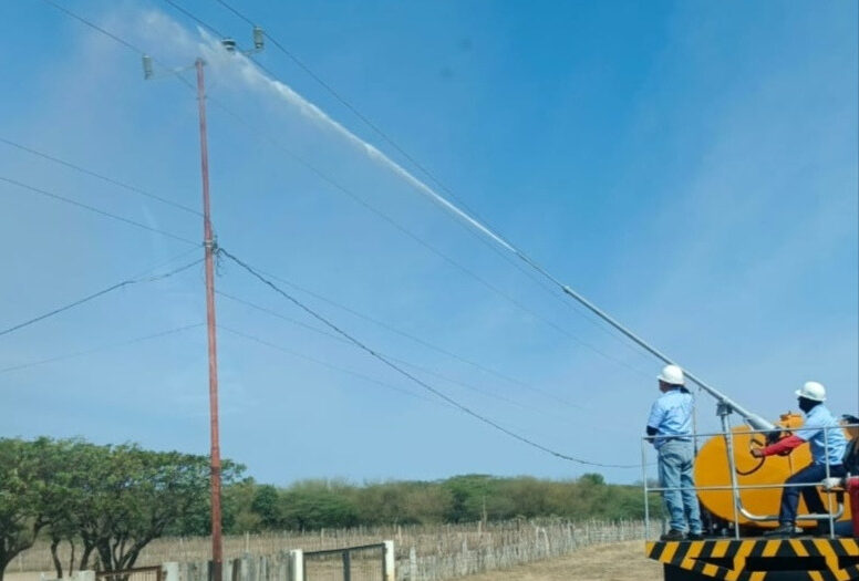 Corpoelec ejecuta Plan de Lavado para fortalecer operatividad de la red eléctrica en el Zulia
